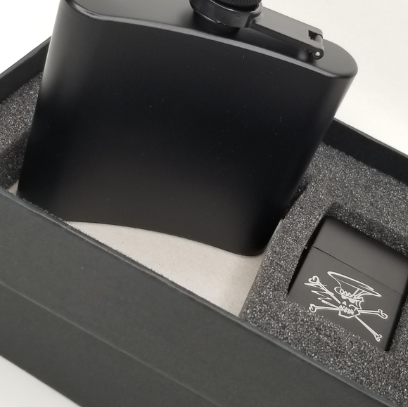 Slash Flask - Picture 2 of 4